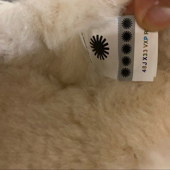 UGG UGG UGG - Picture 7 of 11